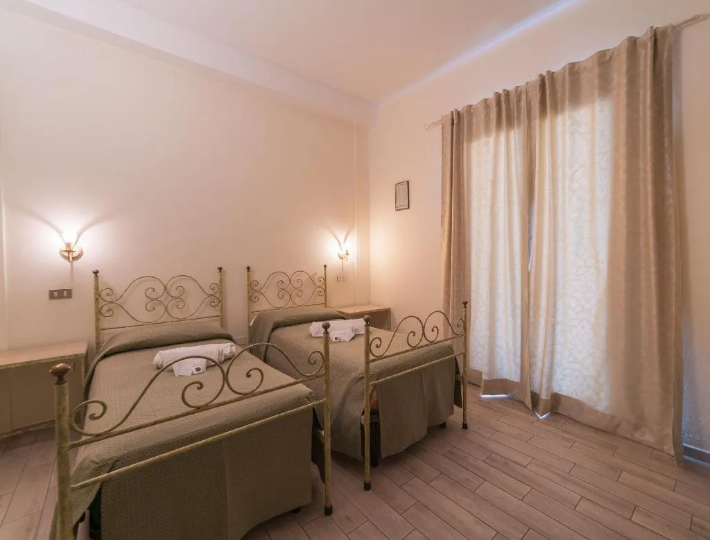 Room, Villa Alberta, Cagliari