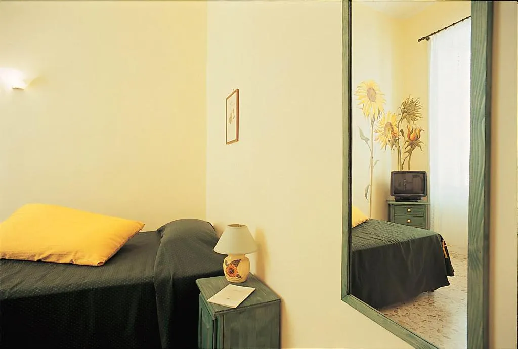 Room, I Fiori Di Napoli, Naples