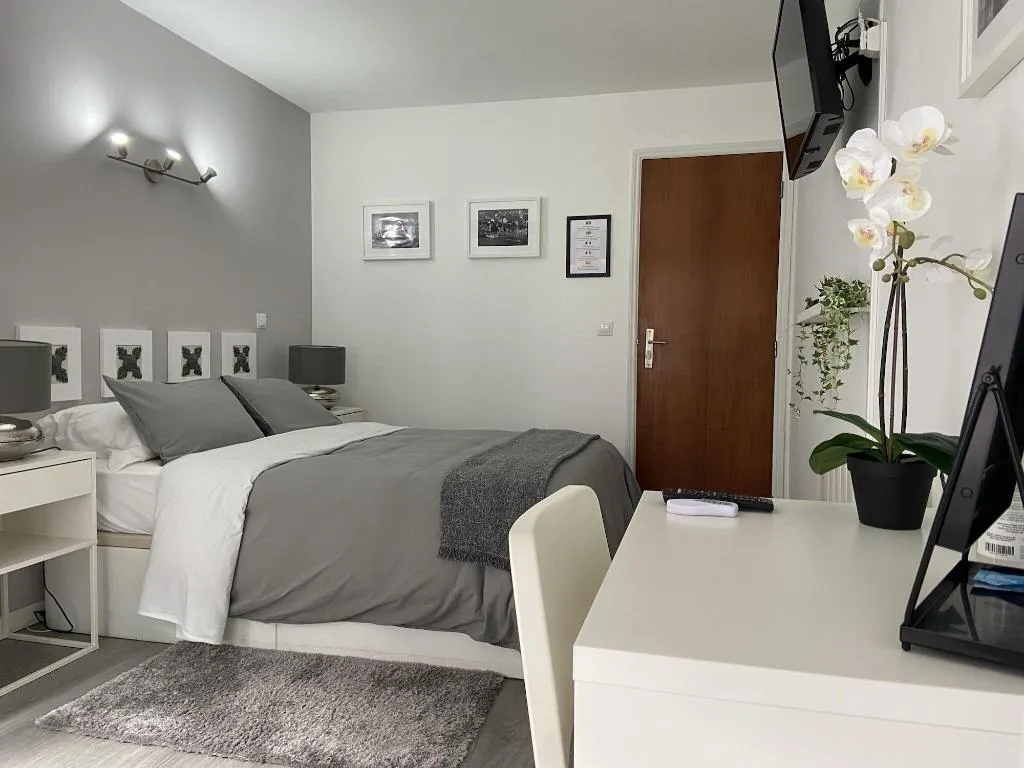 Room, Residencial Triunfo, Porto