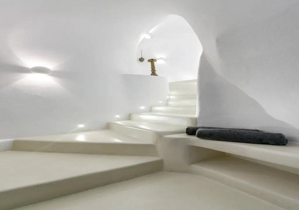 VILLA GRAND Room, Infinity Suites & Dana Villas, Santorini