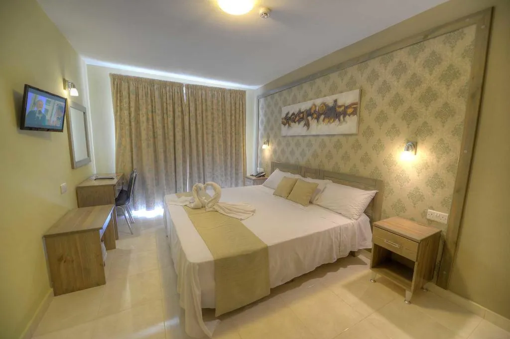 Room, Alexandra Hotel, Malta