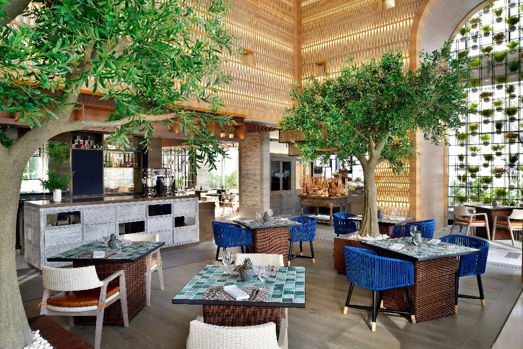 Restaurant, Crowne Plaza Dubai Marina, Dubai