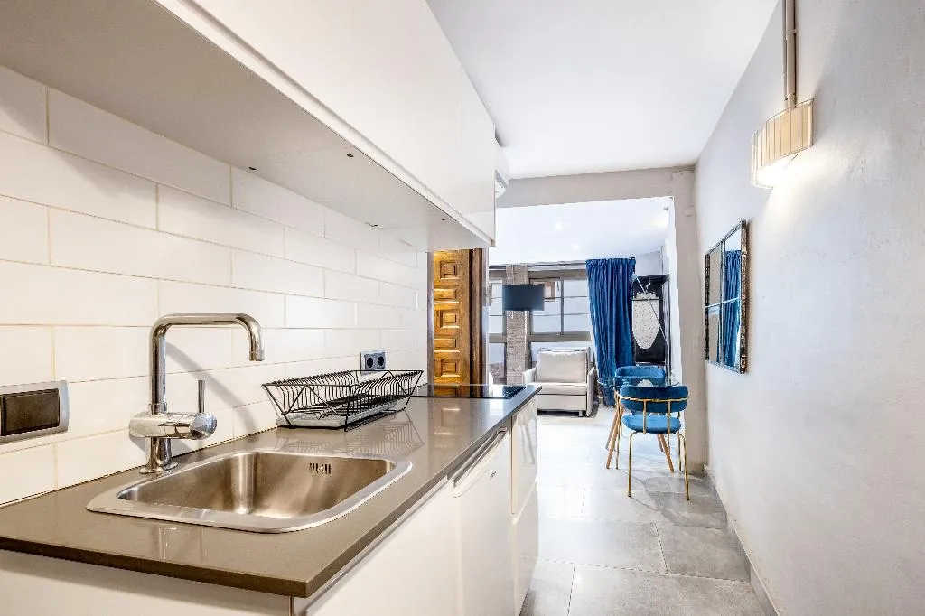 STUDIO CAPACITY 1 Room, AinB Picasso-Corders Apartments, Barcelona