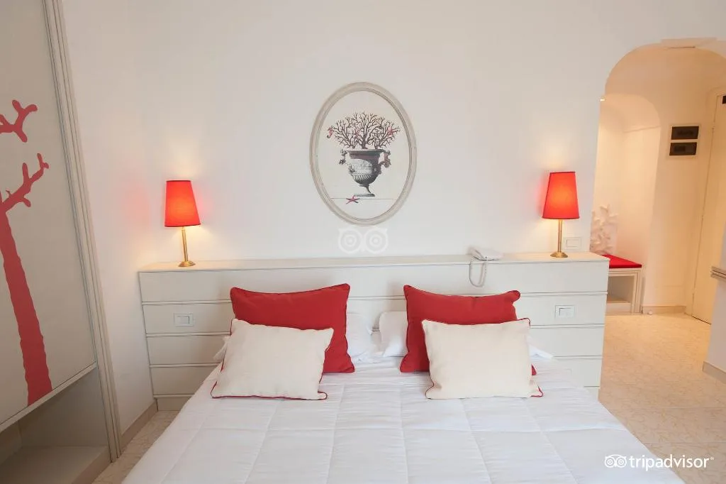 QUADRUPLE SUPERIOR Room, Hotel Corallo Sorrento, Naples