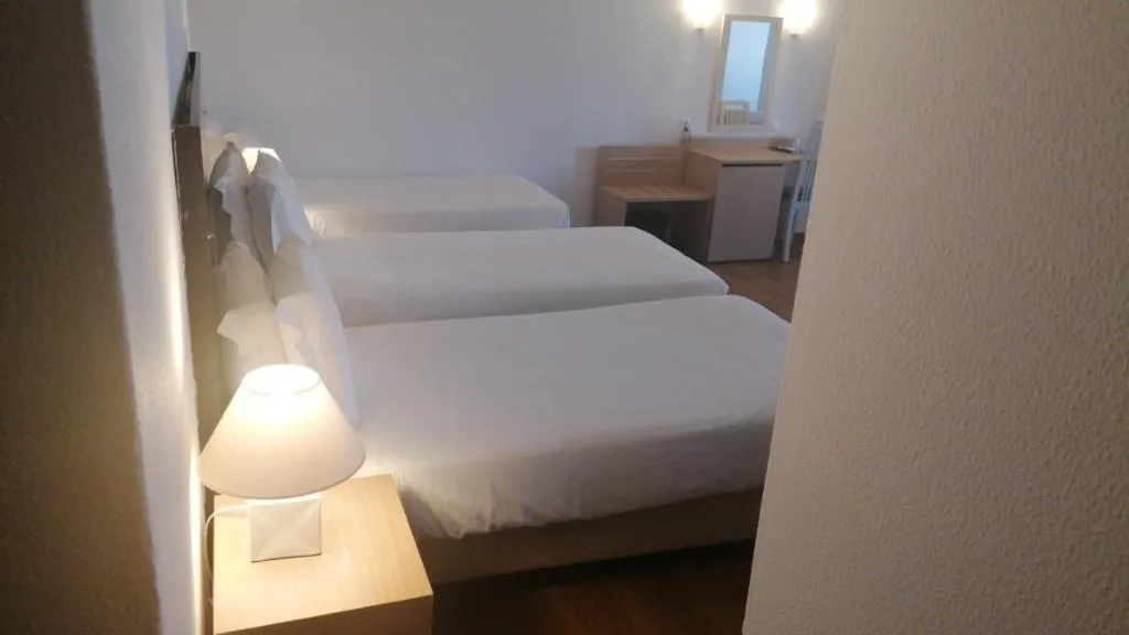 QUADRUPLE STANDARD Room, Excelsior, Lisbon