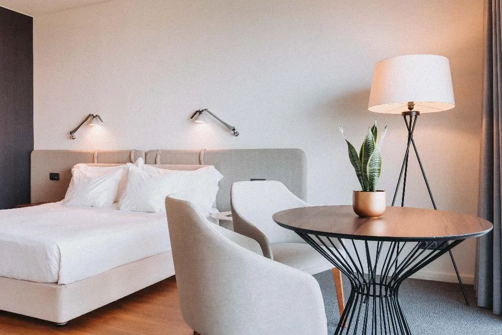 DOUBLE SEA VIEW Room, Hotel Flor de Sal by the Editory, Porto