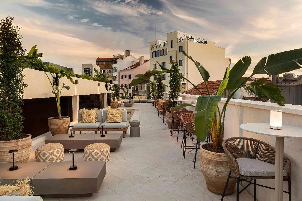Terrace, Evolution Valbom, Lisbon