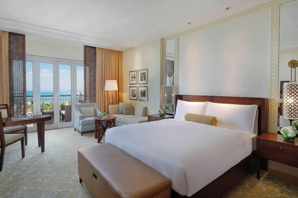 DOUBLE CLUB OCEAN VIEW Room, The Ritz-Carlton, Dubai, Dubai