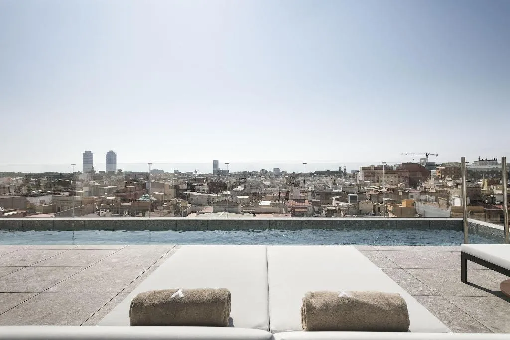 Sports and Entertainment, Yurbban Passage Hotel & Spa, Barcelona