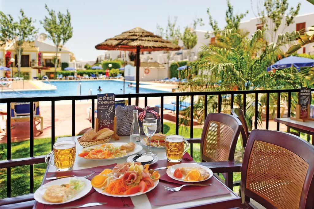 General view, Muthu Infiniti Beach Resort, Costa Almeria