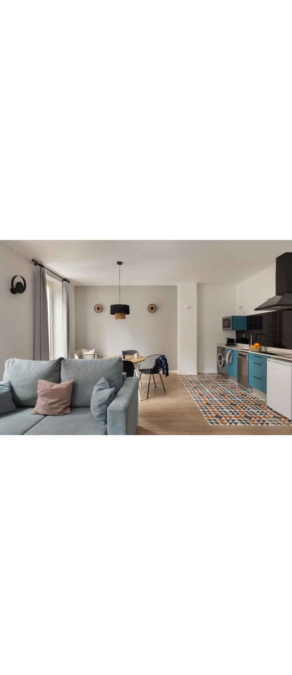 APARTMENT TWO BEDROOMS WITH TERRACE Room, Libere Valencia Abastos, Valencia
