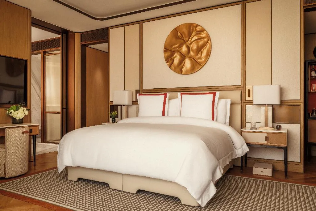 Double or Twin DELUXE MARINA VIEW Room, Jumeirah Marsa Al Arab, Dubai