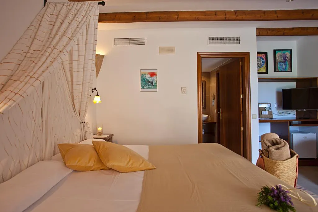 Double or Twin SUPERIOR Room, Na Martina, Majorca