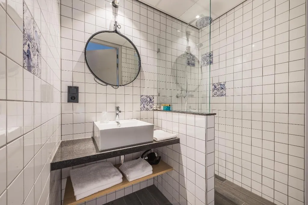 TRIPLE SUPERIOR Room, Urban Lodge Hotel, Amsterdam