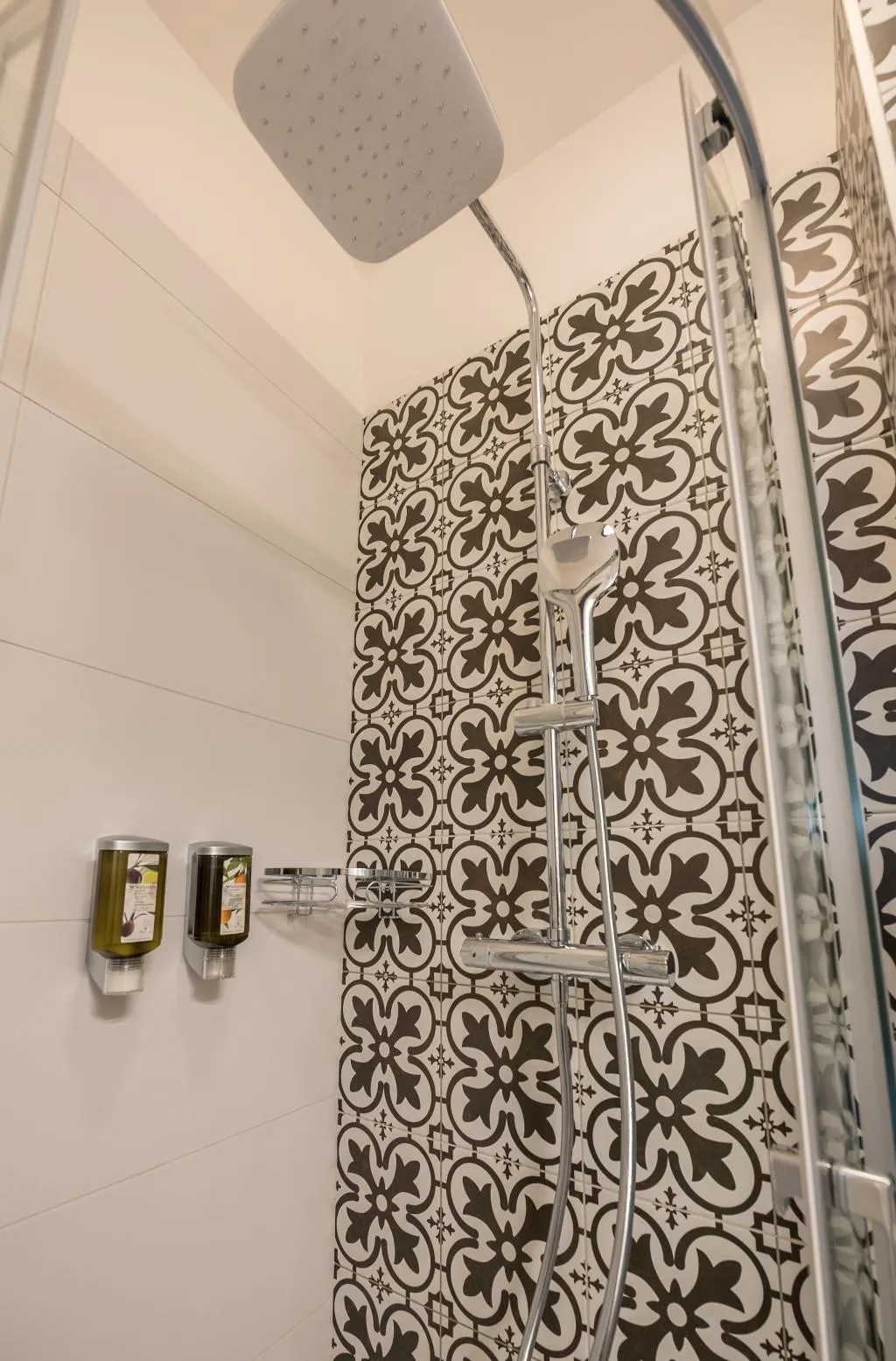 STUDIO STANDARD Room, Letna Garden Suites, Prague