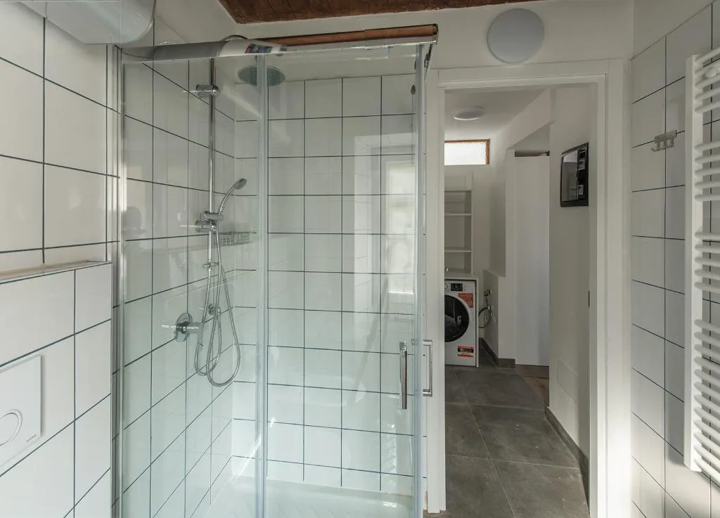 APARTMENT CLASSIC TWO BEDROOMS Room, Stresa Complex Levoasi, Milan