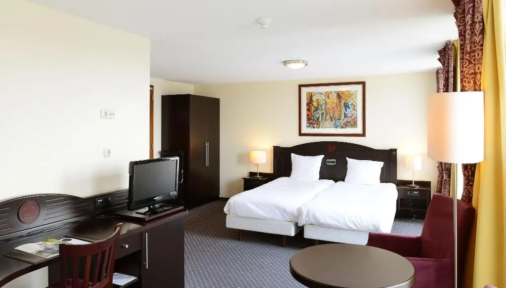 Room, Amrâth Grand Hotel de lEmpereur, Amsterdam