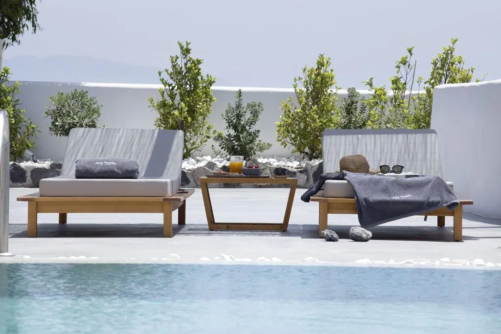 Sports and Entertainment, June Twenty Suites, Santorini