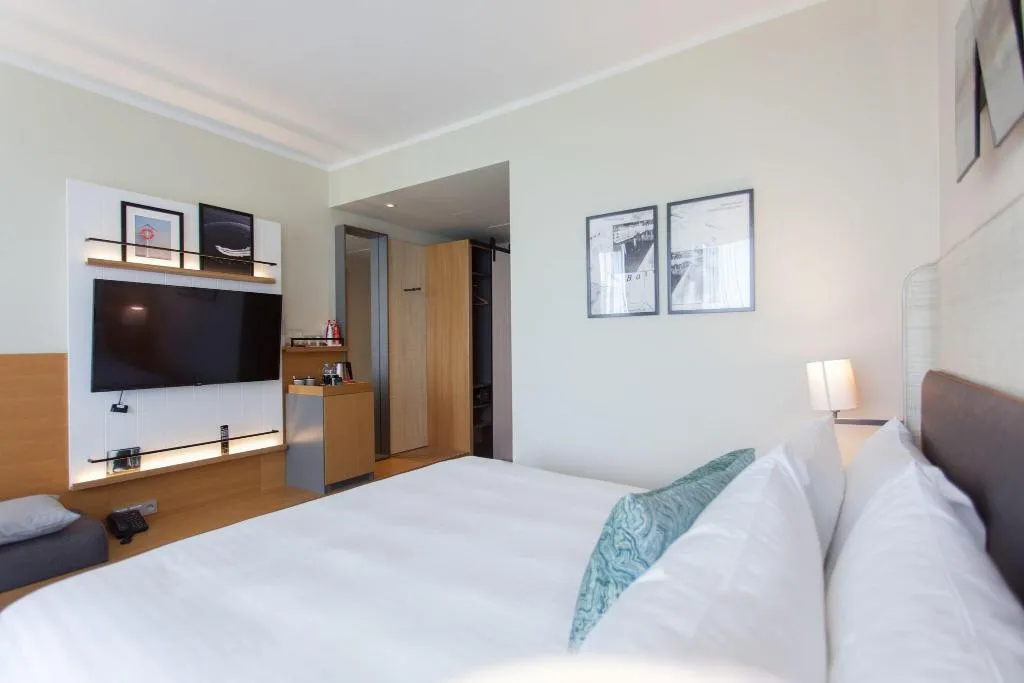 DOUBLE KING SIZE BED Room, Sopot Marriott Resort & Spa, Gdansk
