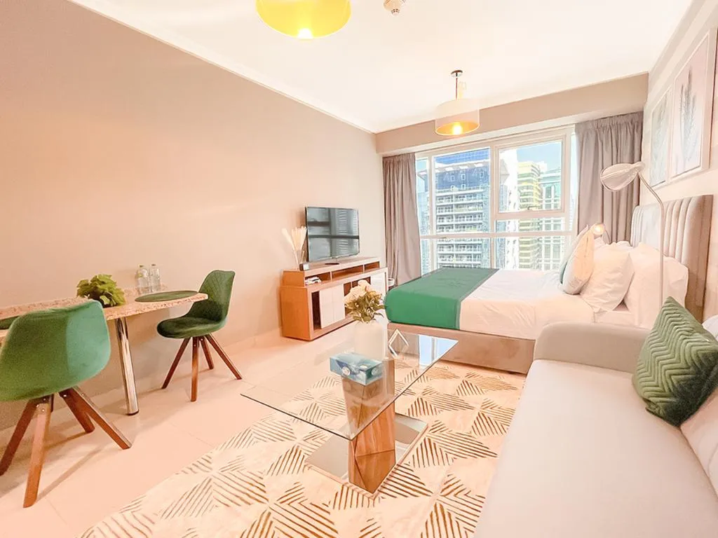 STUDIO ONE BED Room, Goldcrest Executive, Dubai