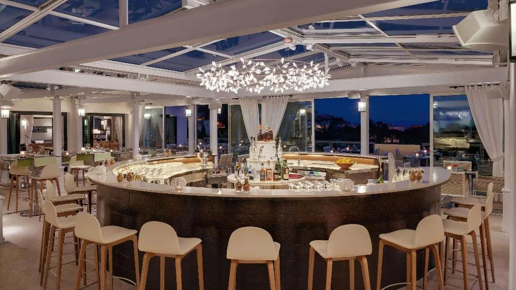 Bar, Steigenberger Hotel & Resort Camp de Mar, Majorca