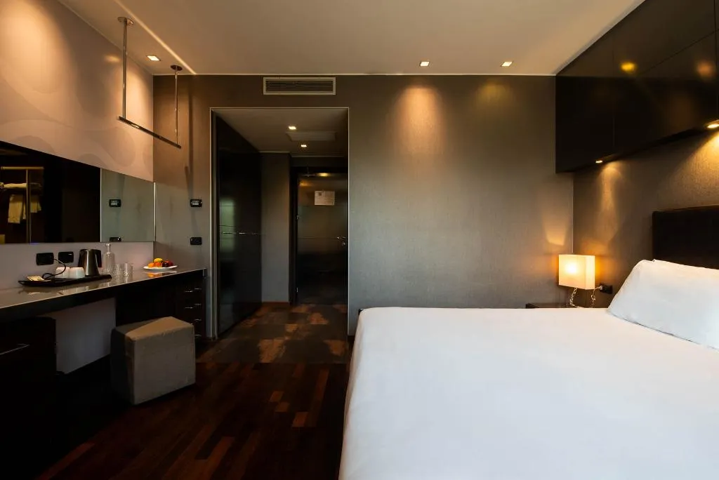 DOUBLE SUPERIOR Room, Axolute Comfort Hotel - Cantu, Milan