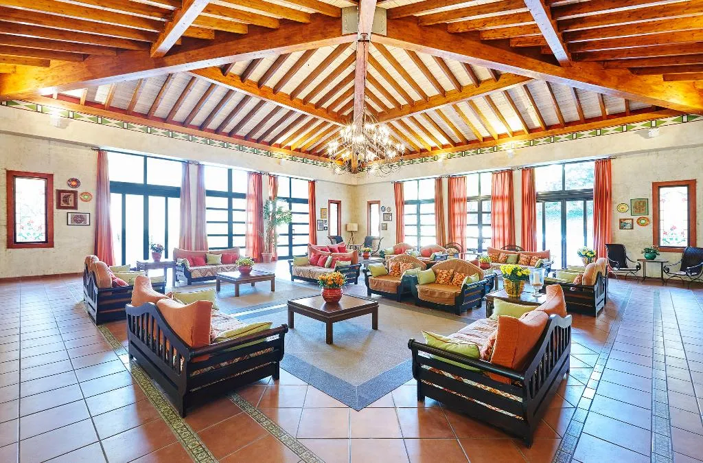 Lobby, PortAventura El Paso + Ticket Included, Costa Dorada