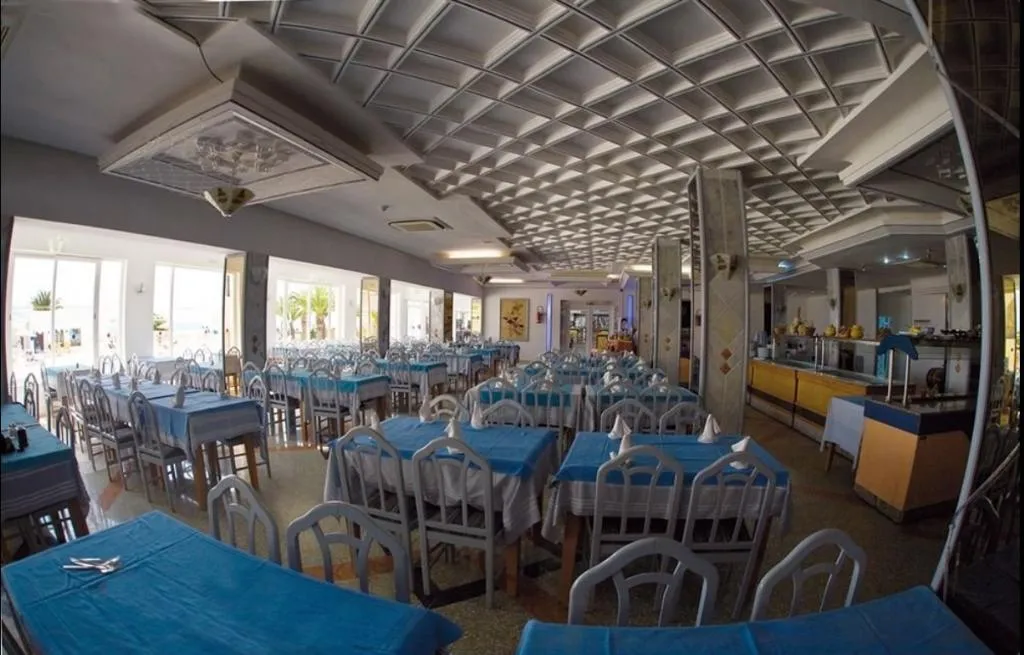 Restaurant, Club Novostar Les Colombes, Tunisia