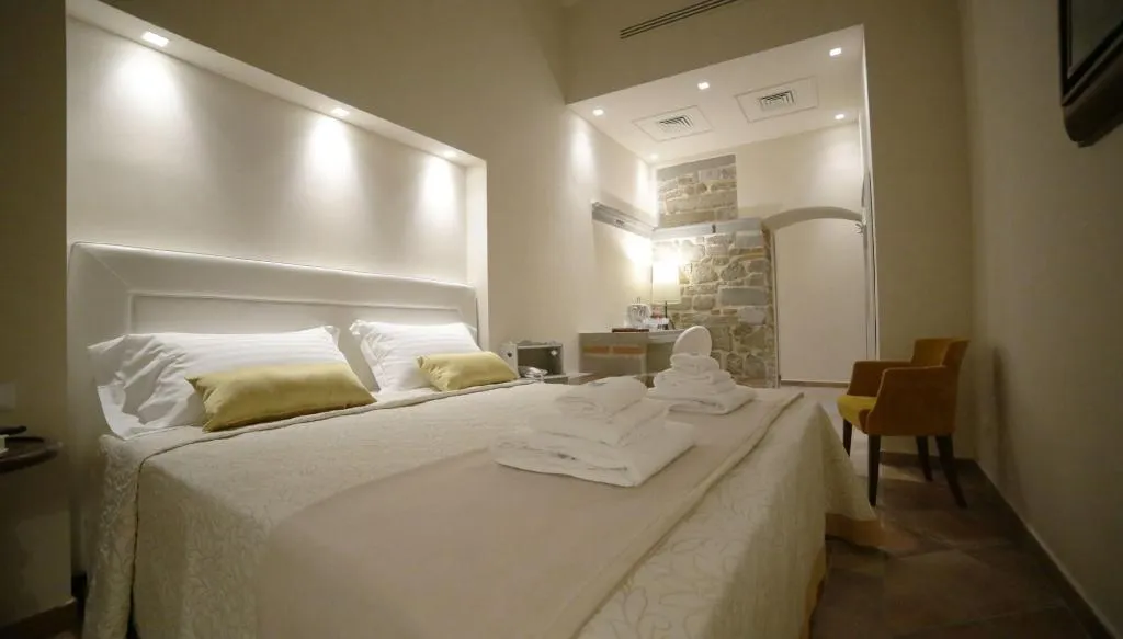 Room, Hotel Renaissance, Florence