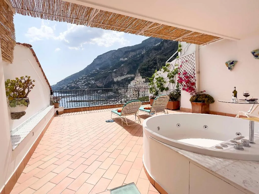 Room, Marina Riviera, Naples