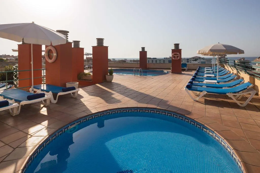 Pool, htop Royal Sun Suites, Costa Brava