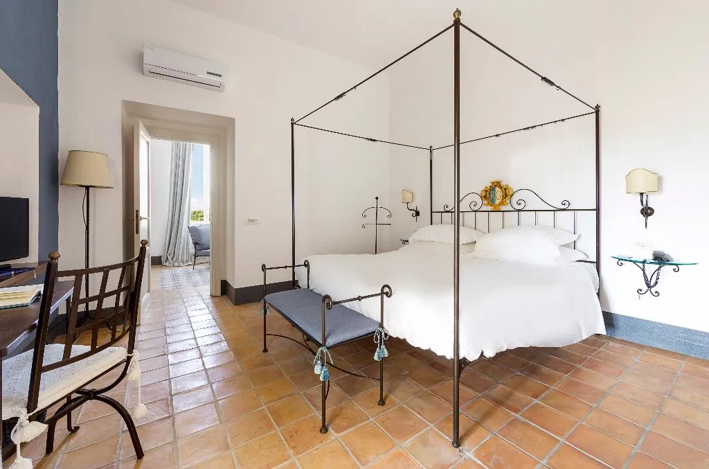 Room DELUXE Room, Relais Regina Giovanna, Naples