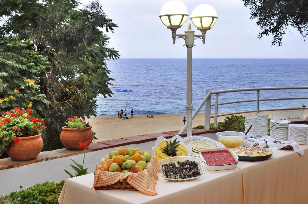 Terrace, GHT Xaloc, Costa Brava