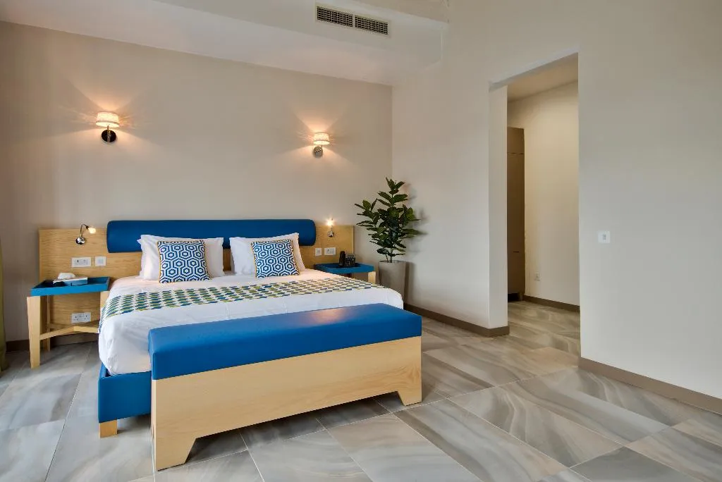 SUITE SUPERIOR SIDE SEA VIEW Room, The British Suites, Malta