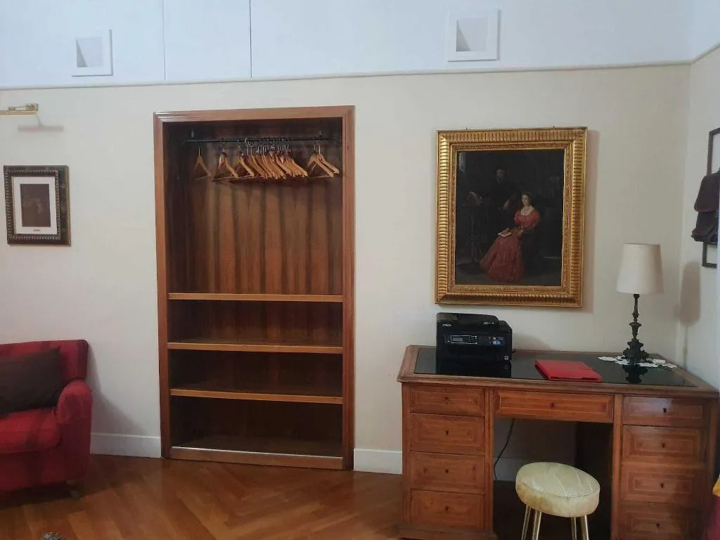 Room, Moon Luxury Rooms & Apartments, Naples