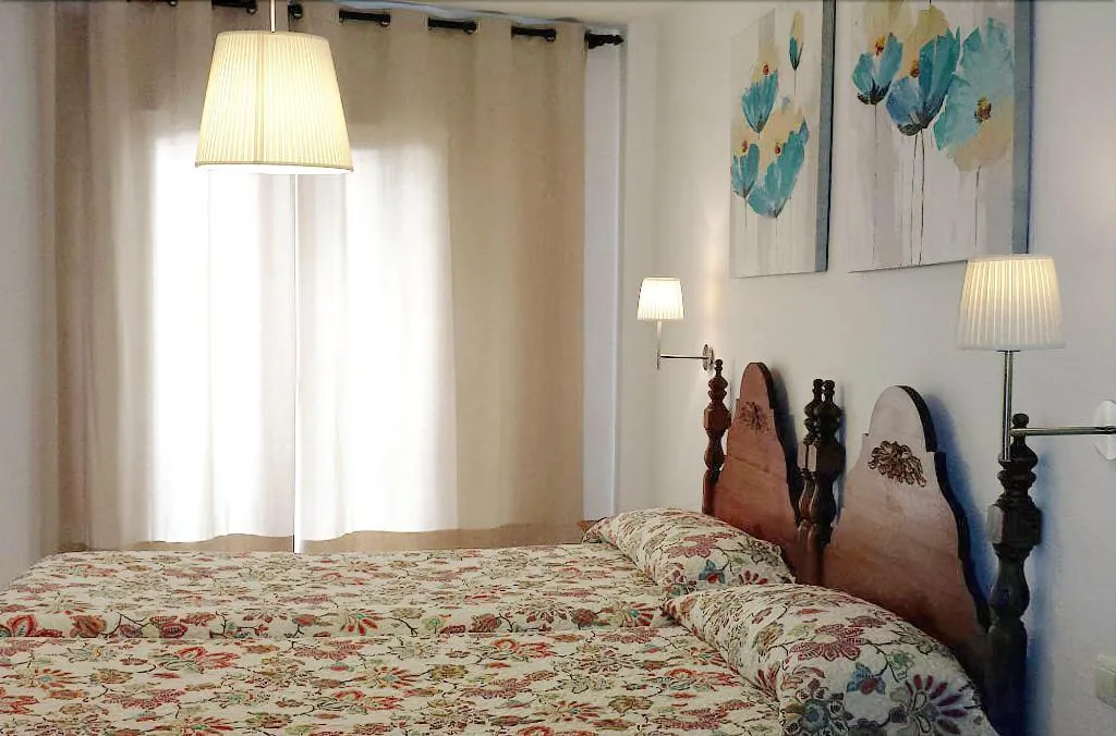 Room, Hostal Tres Soles, Costa Del Sol