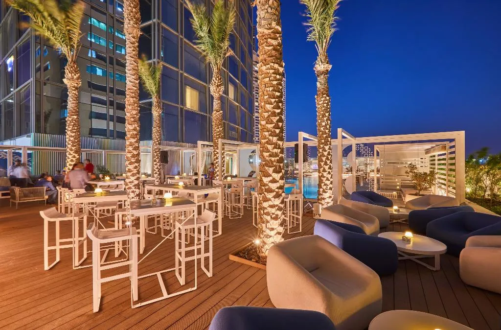 Bar, Media One, Dubai