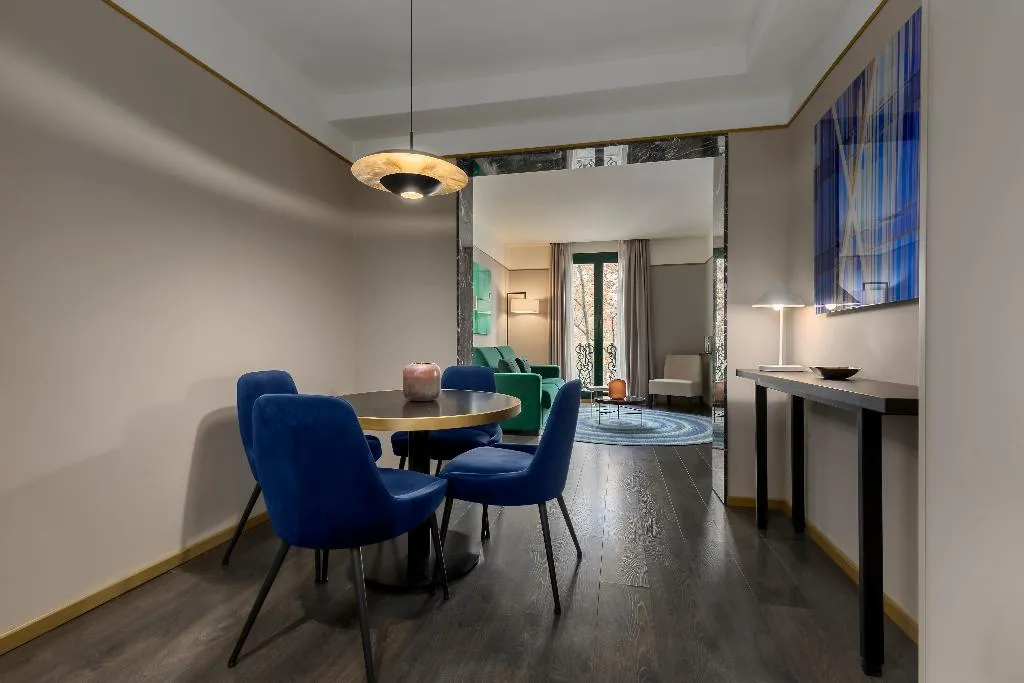 APARTMENT WITH BALCONY Room, Be Mate Paseo de Gracia, Barcelona