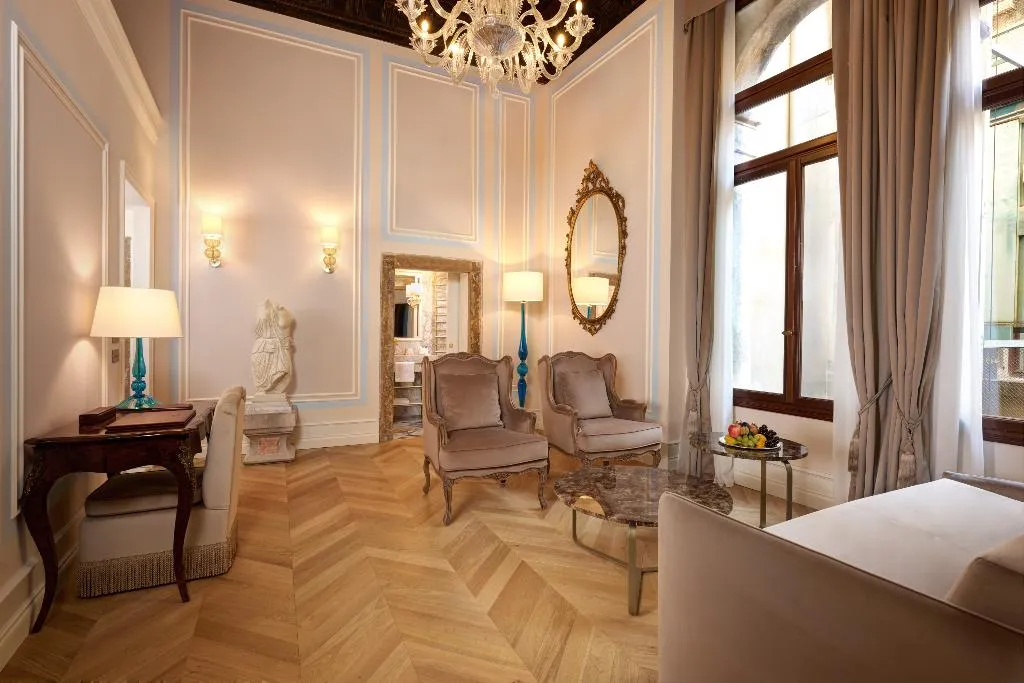 SUITE CANAL VIEW Room, Palazzo Giovanelli e Gran Canal, Venice