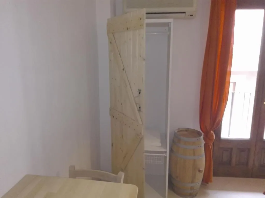 Room, Taormina Bed And Beercraft, Taormina