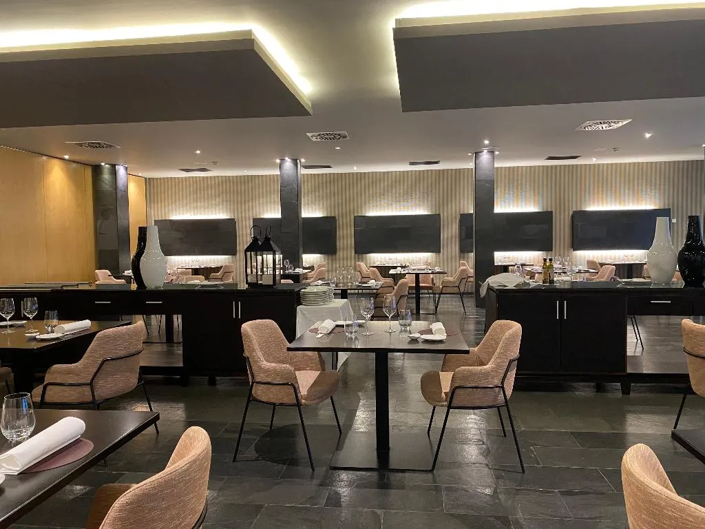 Restaurant, Parador de la Seu d'Urgell, Costa Brava