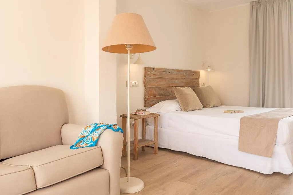 JUNIOR SUITE STANDARD Room, Hotel Boutique Elvira Plaza, Seville