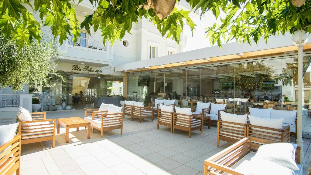 Terrace, Pela Sofia, Crete