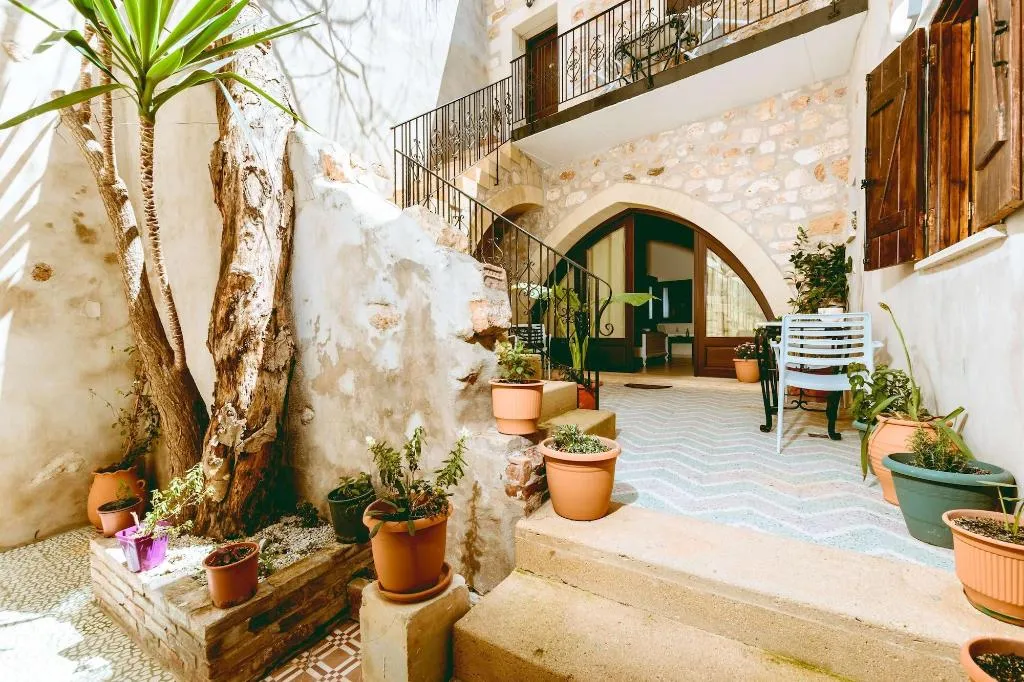 Room, Bozzali, Crete