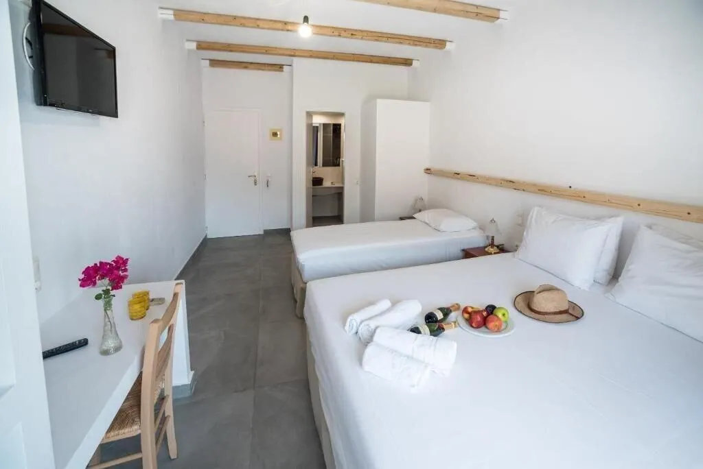 Room, Ifestia, Santorini
