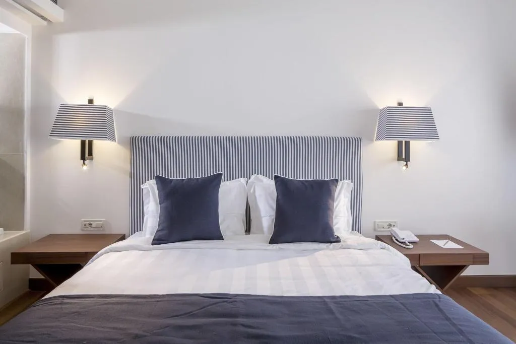 SUITE WITH PRIVATE POOL Room, Horizon Blu, Kalamata