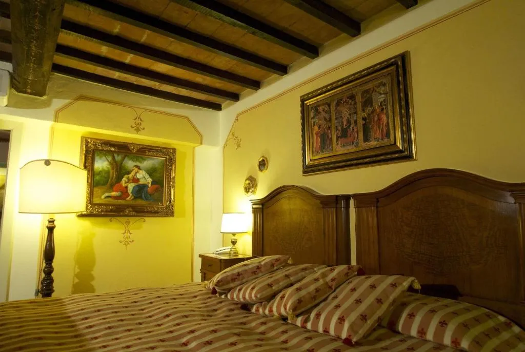 Room, Albergo Torre Sangiovanni, Perugia