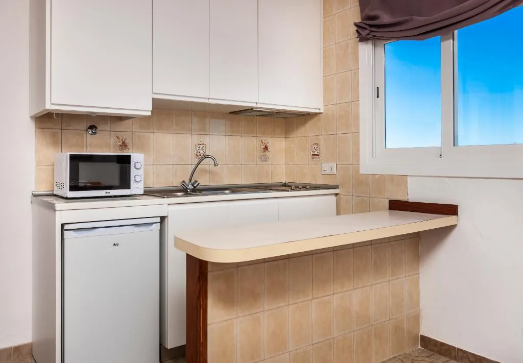 STUDIO STANDARD Room, Charlys, Majorca