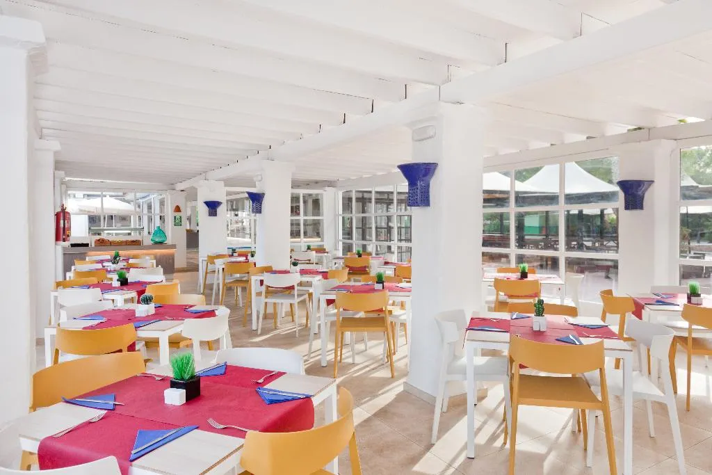 Restaurant, FERGUS Style Punta Arabi, Ibiza