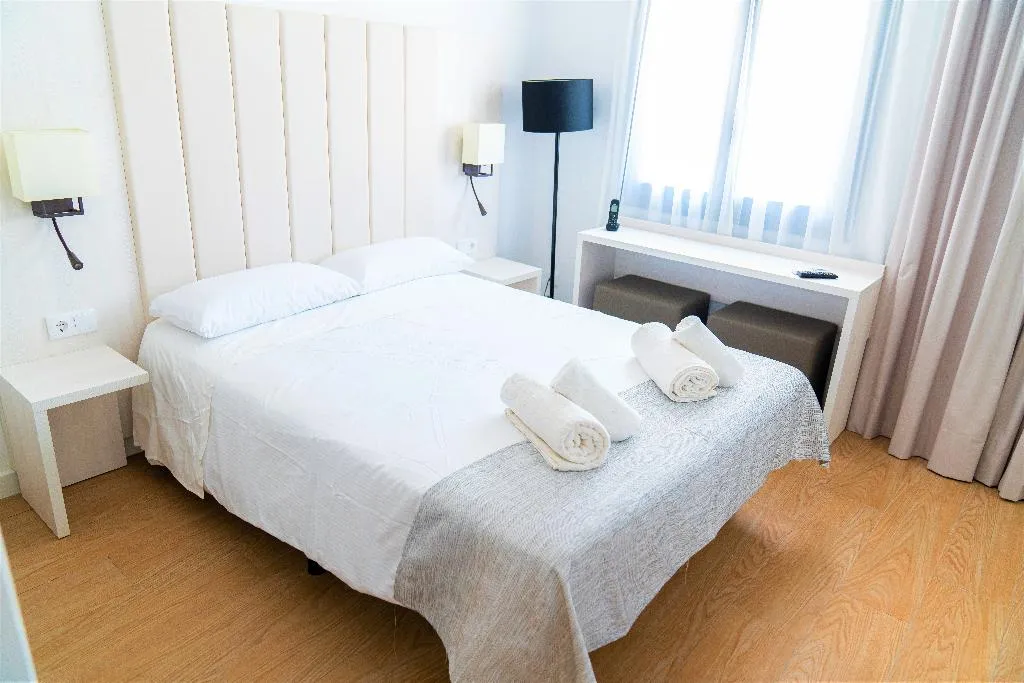 TRIPLE STANDARD Room, Hotel Son Vilar, Menorca